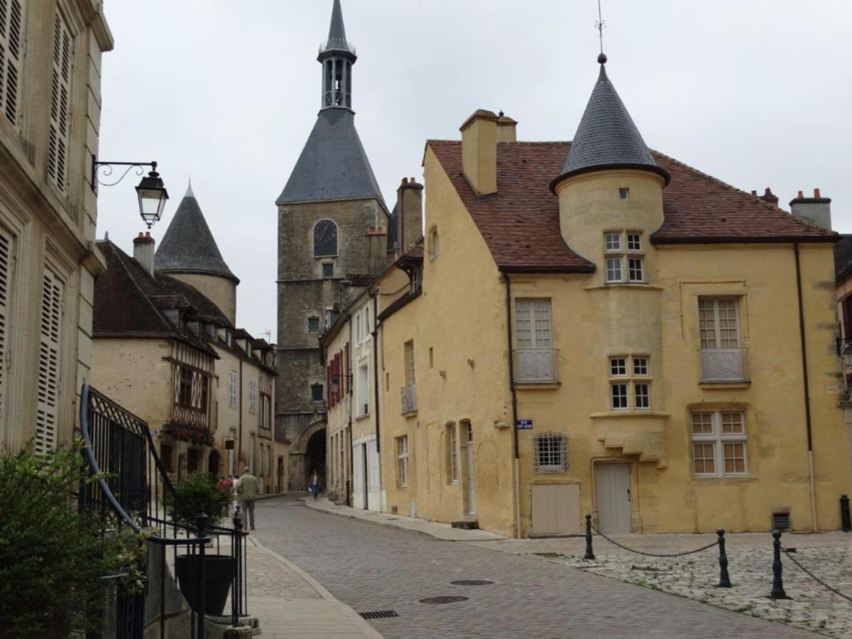 Auberge XVI Avallon Exterior photo